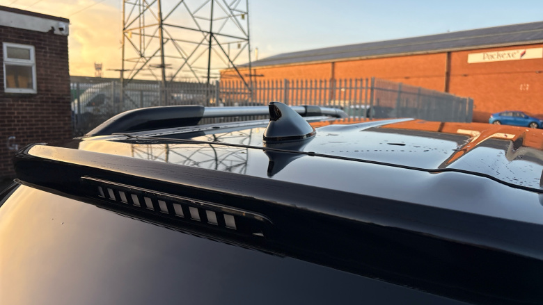 Hyundai INSTER 85kW 02 49kWh 5dr Auto Electric Hatchback